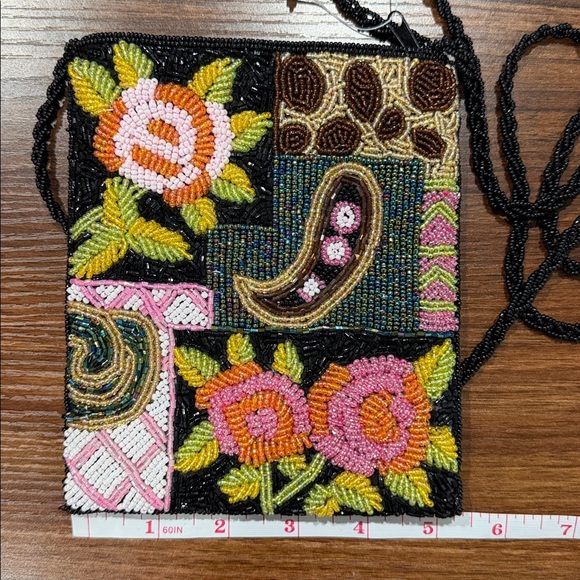 Y2K Vintage Floral Beaded Crossbody Bag - Picture 6 of 9